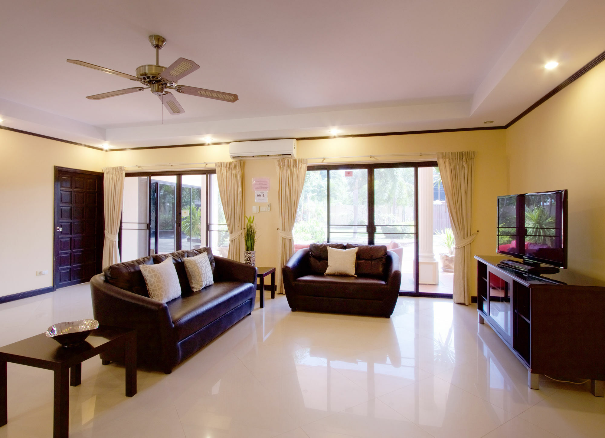 Pattaya Holiday Villas Bang Lamung Exteriér fotografie